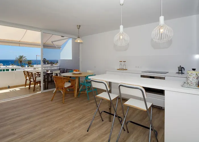 Willa Sunrise Private Pool By Pvl Puerto del Carmen (Lanzarote)