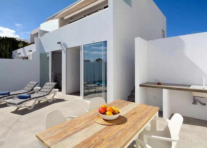 Sunrise Private Pool By Pvl Puerto del Carmen (Lanzarote)